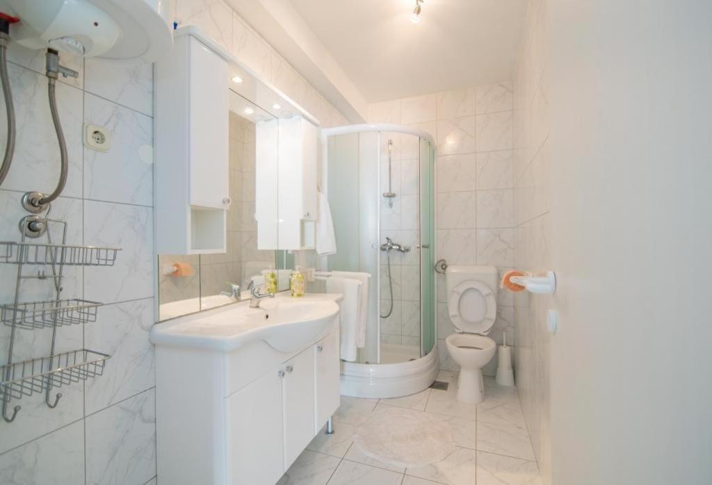 Apartments Veve Postira Room photo